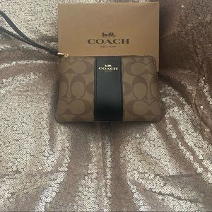 Coach Wrist Wallet